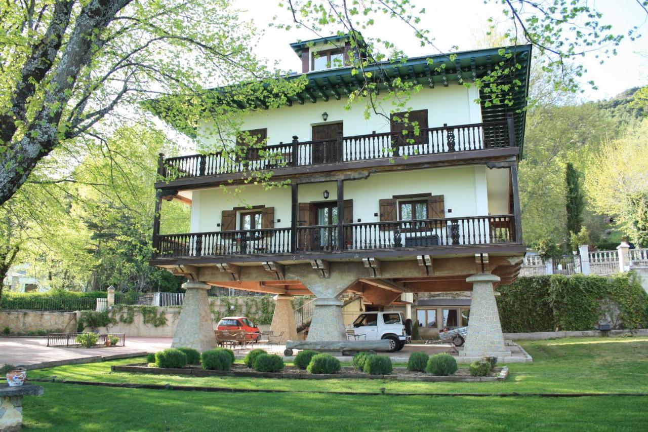 El Horreo Miraflores de la Sierra Exterior photo