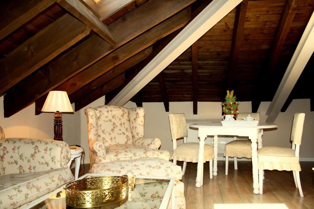 El Horreo Miraflores de la Sierra Room photo